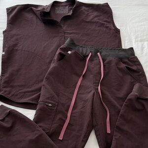 Figs brown Women's Jogger scrubs Set